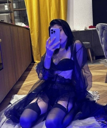 Оля